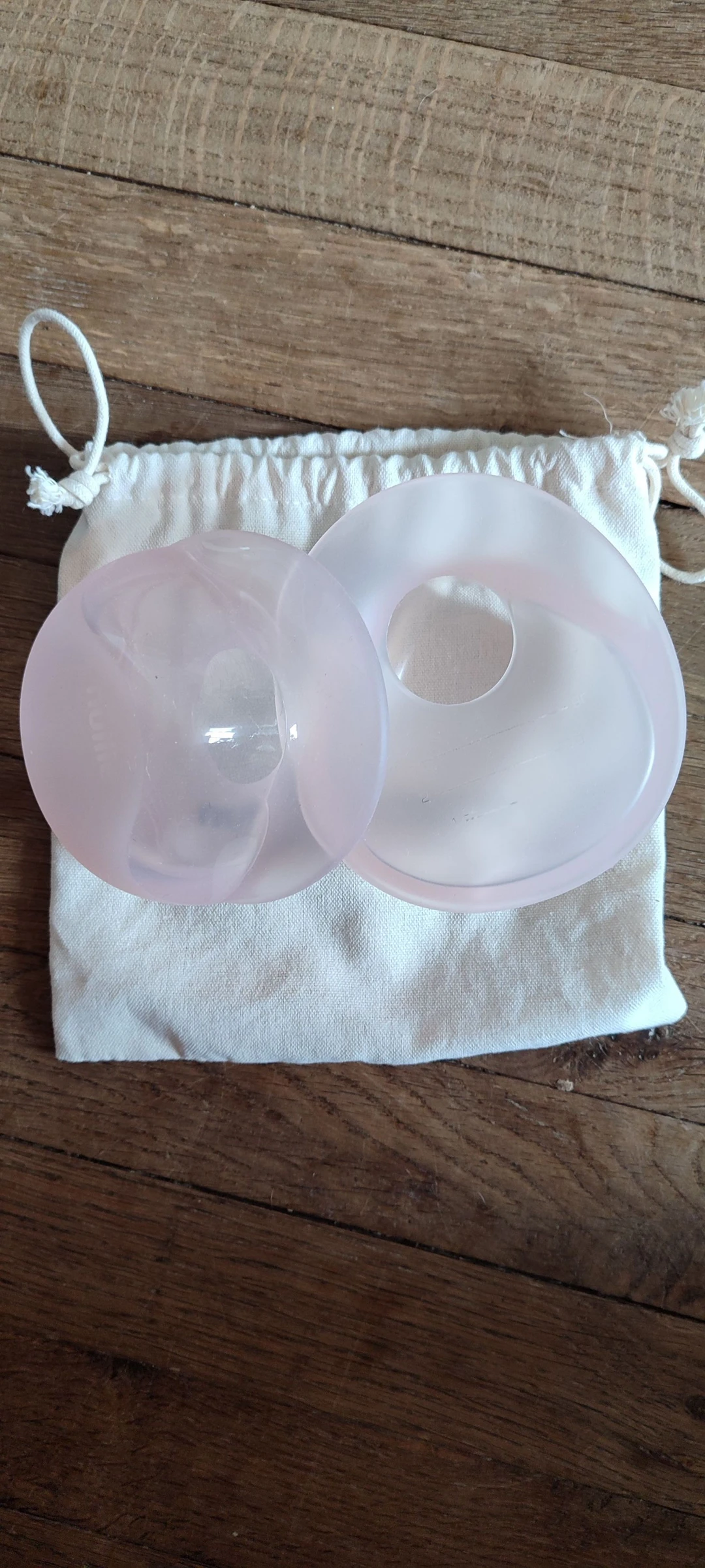 Conchas de amamentação em silicone rosa - Com saquinho de tecido – photo 2